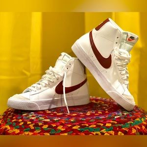 Nike Blazer Mid ‘77 GS | White Team Red | Kids Size 4Y